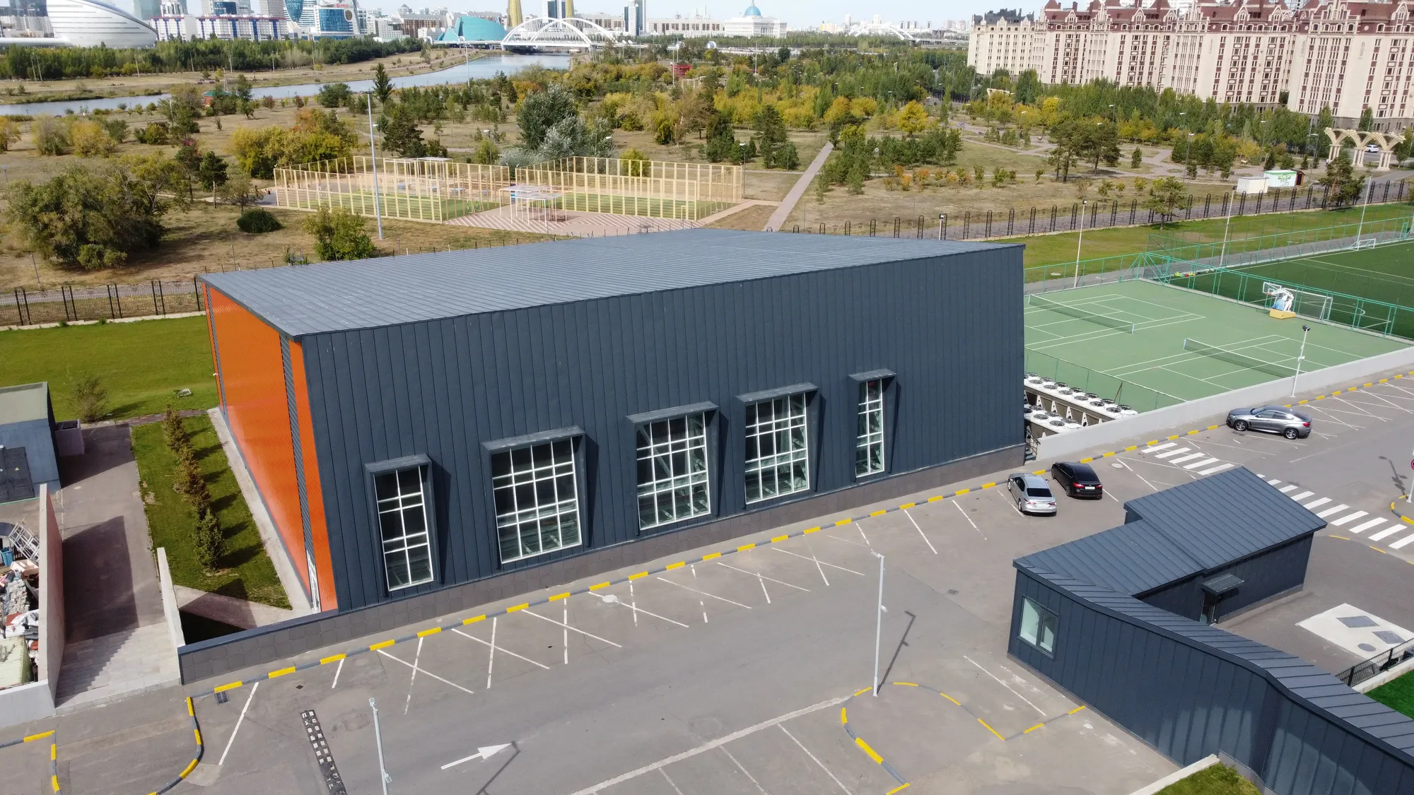 Школа "HAILEYBURY"