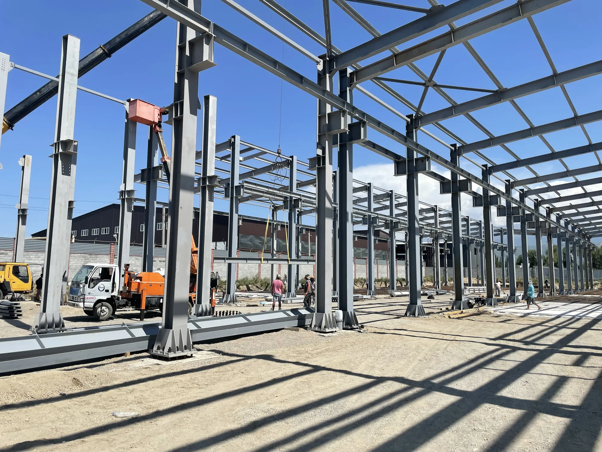 «Центр продажи и сервиса специальной и строительной техники, ул. Бухтарминская, уч. № 24-б, уч. № 19/1, уч. № 24/1 в Турксибском районе»